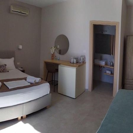 Galini Apartment'S-Suites Skaloti Екстериор снимка