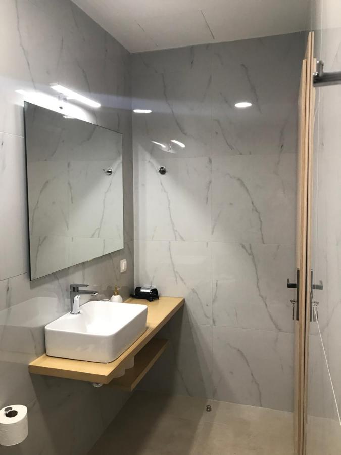 Galini Apartment'S-Suites Skaloti Екстериор снимка