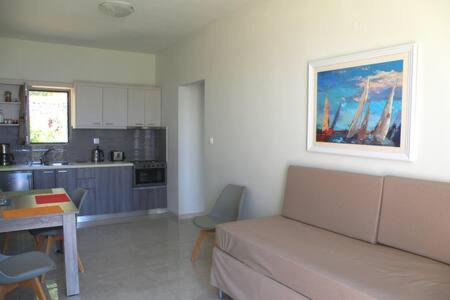 Galini Apartment'S-Suites Skaloti Екстериор снимка